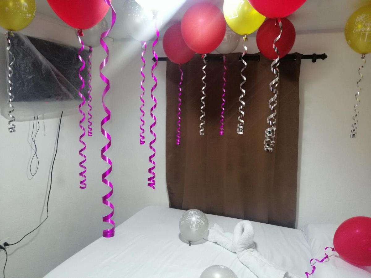 ホテル Miss Bassy'S Lodging San Andrés エクステリア 写真