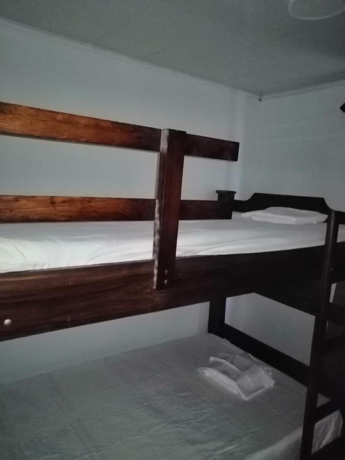 ホテル Miss Bassy'S Lodging San Andrés エクステリア 写真