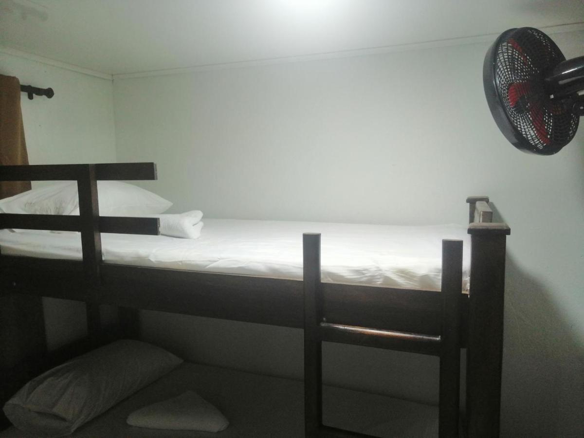 ホテル Miss Bassy'S Lodging San Andrés エクステリア 写真