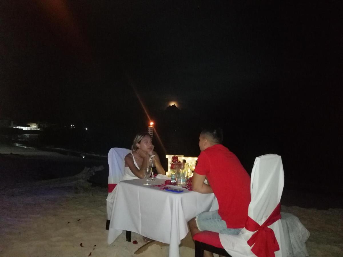 ホテル Miss Bassy'S Lodging San Andrés エクステリア 写真